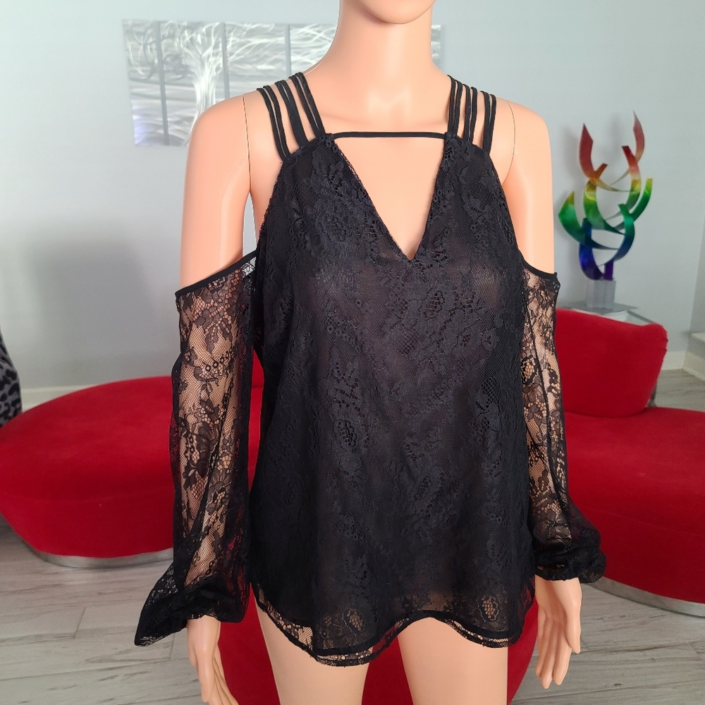BEBE cold shoulder strappy lace black top size L